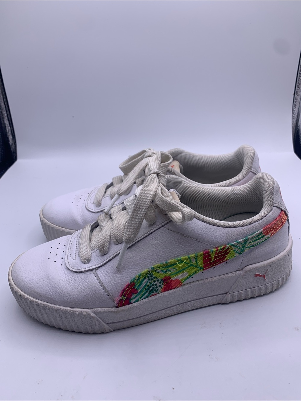 Puma White Youth Low-Top Sneakers Size 5.5 /Women’s 6.5-7